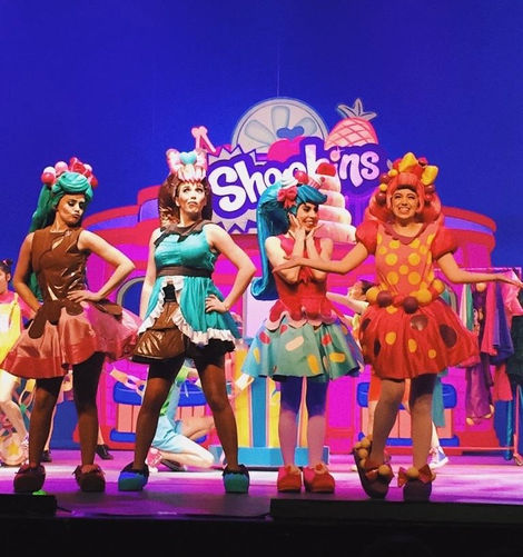 Shopkins (Dirección: Javier Pironi / Lauría)