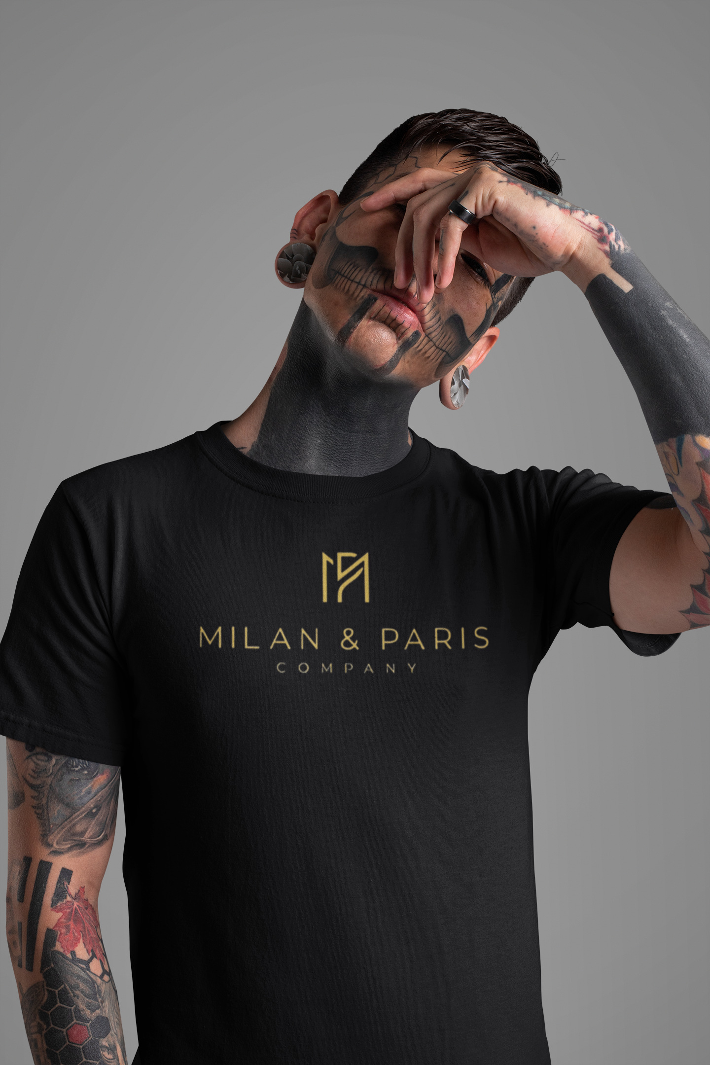 M & P Men Crest Logo Tshirt