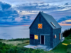 Evening by the ocean, SeaSky Cottage