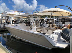 24 Cutwater C-24 Center Walk