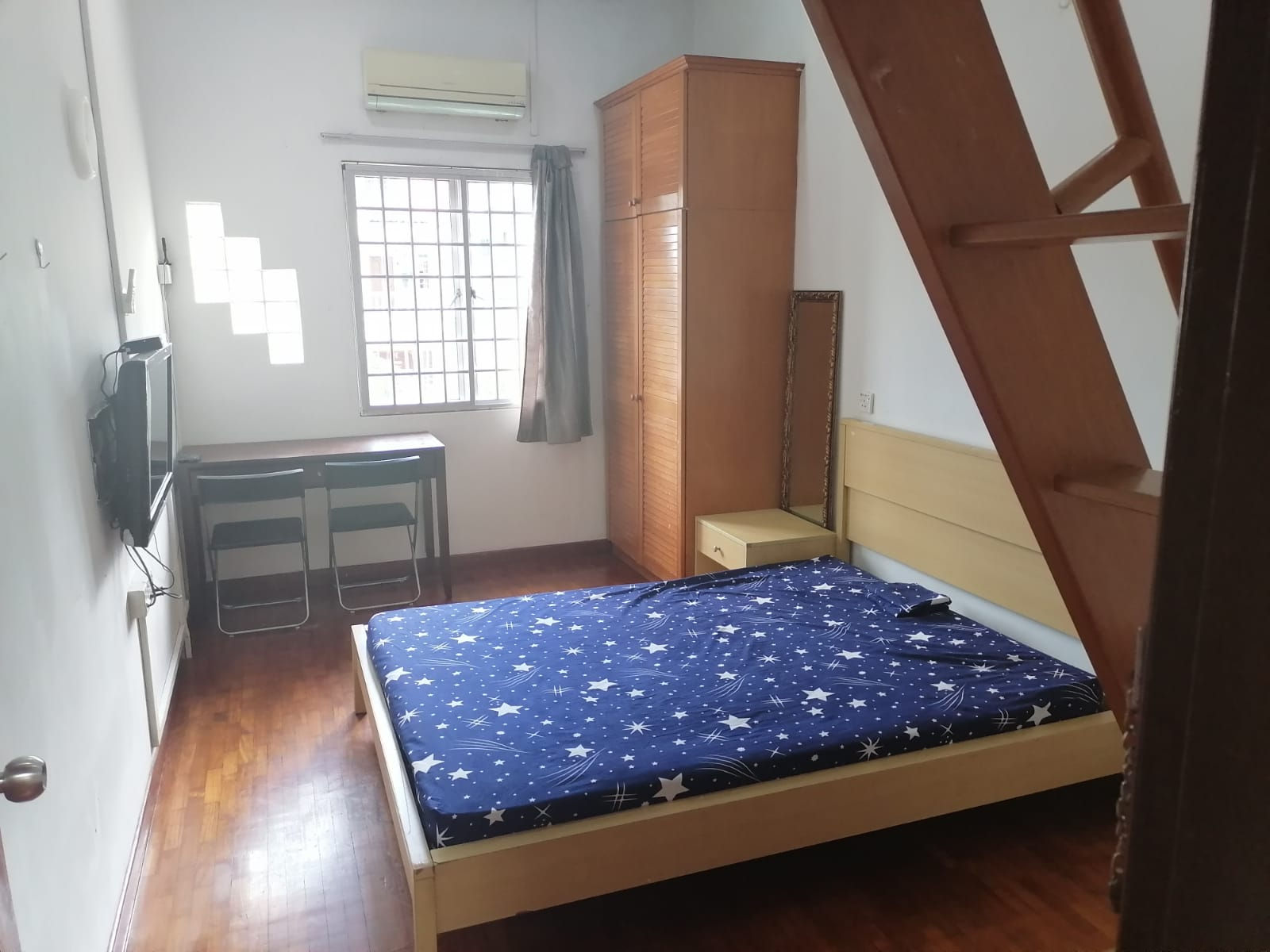 Thrift Dr (Bartley/Tai Seng) - 2 bus stops to MRT