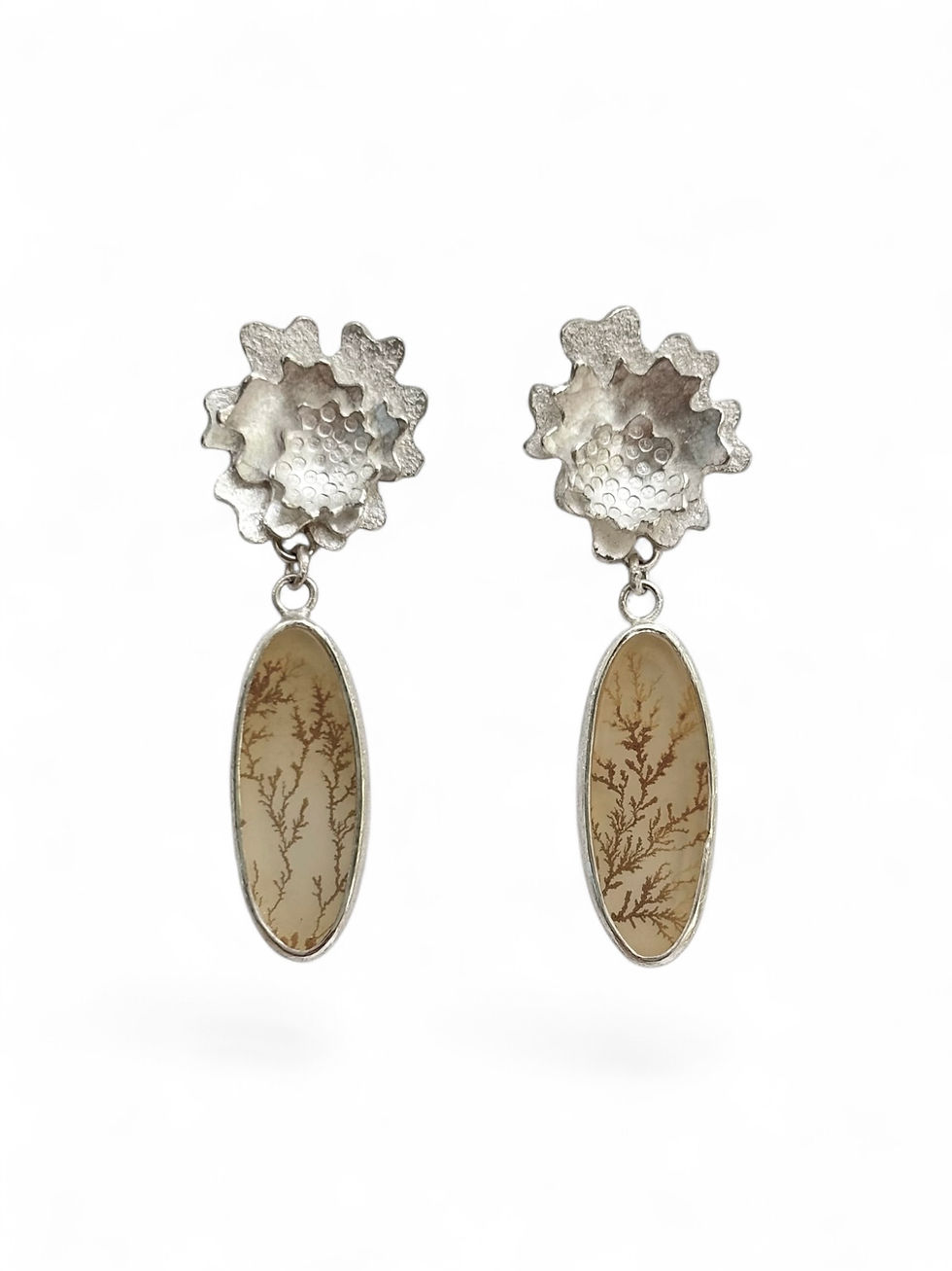 Thumbnail: Foliose agate drops, front view