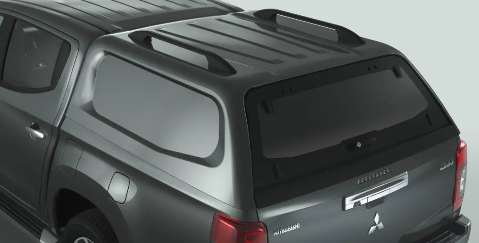 Jauns D/C cietais jumts bez sānu logiem