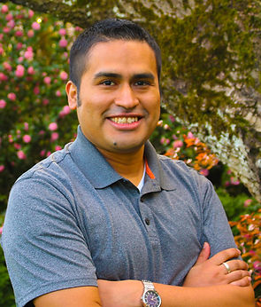 Alberto's headshot casual.jpg