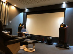 シアター専用ルーム