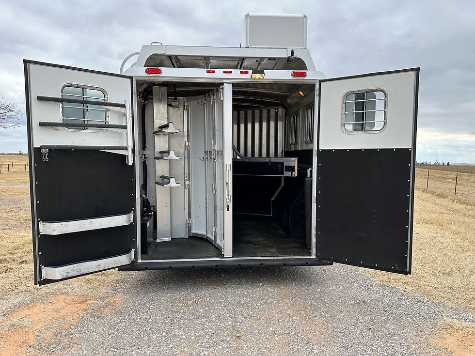 Thumbnail: SOLD 2013 4 Star 13' shortwall Outlaw Living Quarters ...Beautiful 