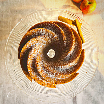 Apfel Comfort Cake, saftiger Apfelkuchen in pfiffiger Form