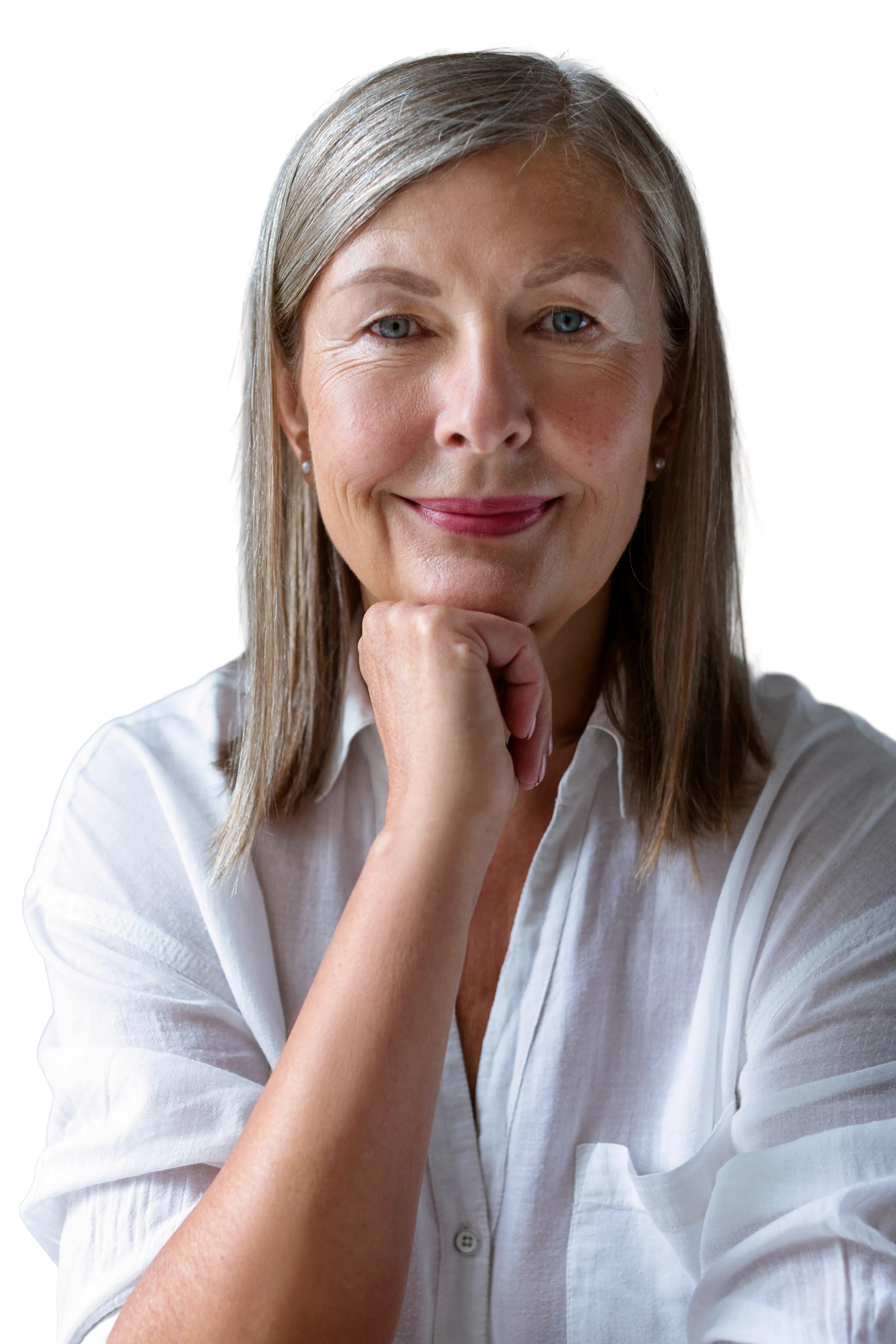 Middle_aged_woman_smiling.png