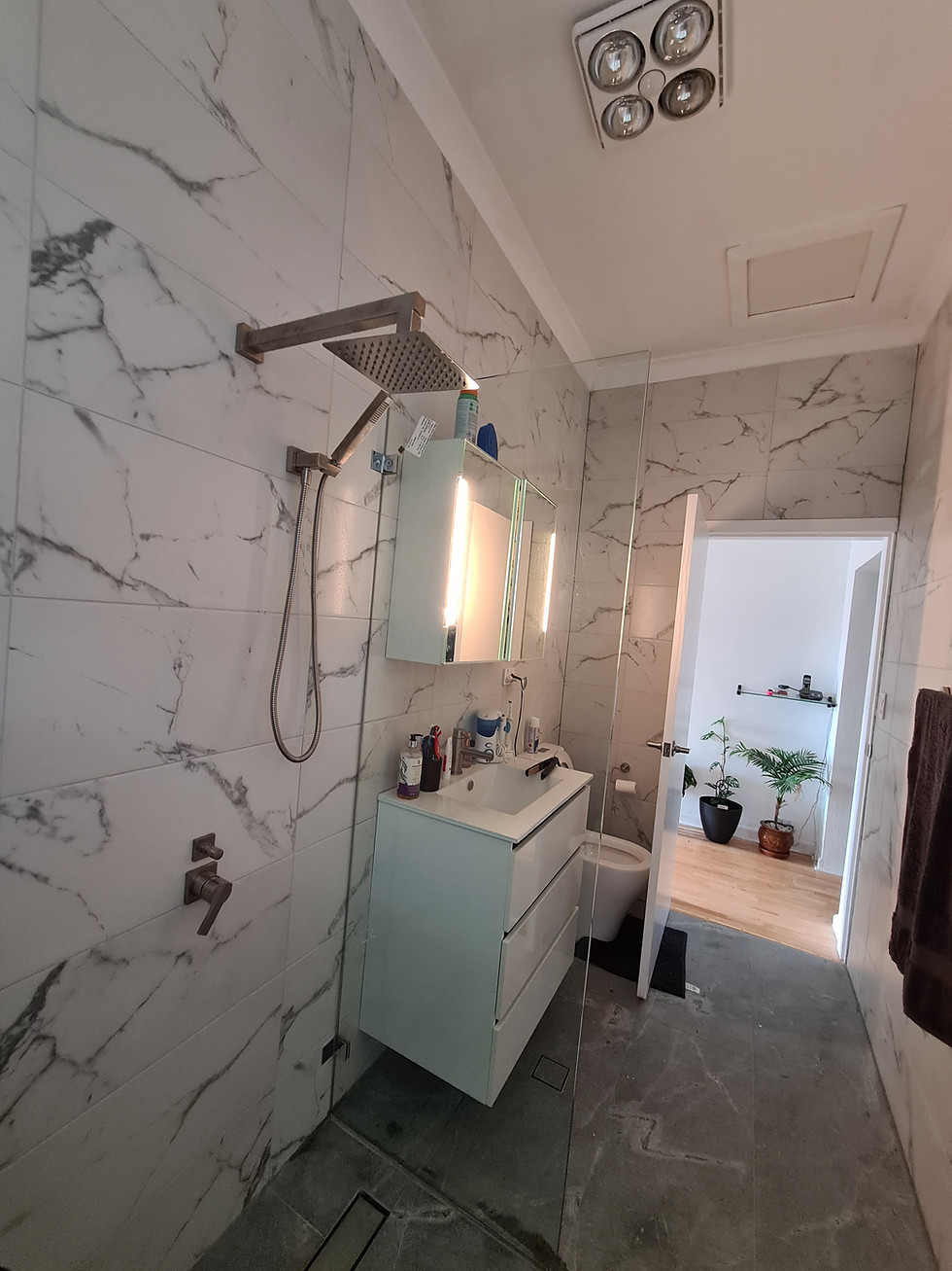 Thumbnail: Frameless fixed panel shower screen