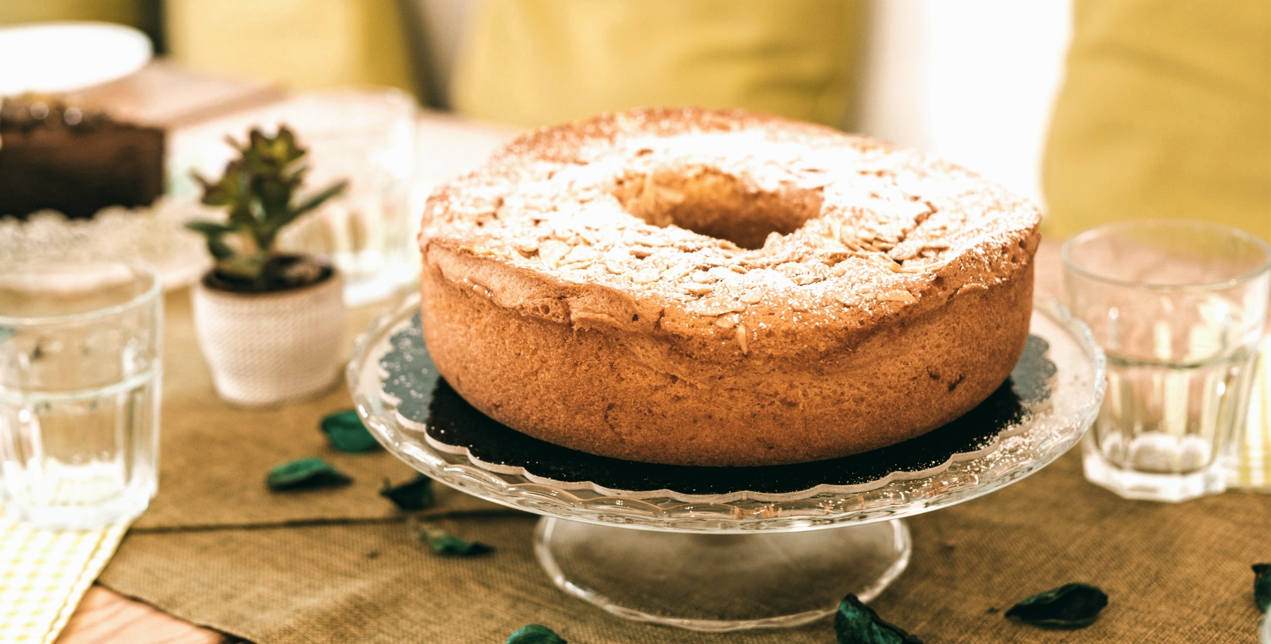 Ciambellone with Oil - Berlingozzo