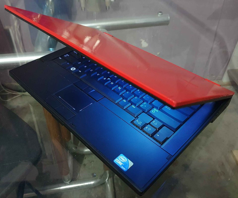 Miniatura: Dell E5400