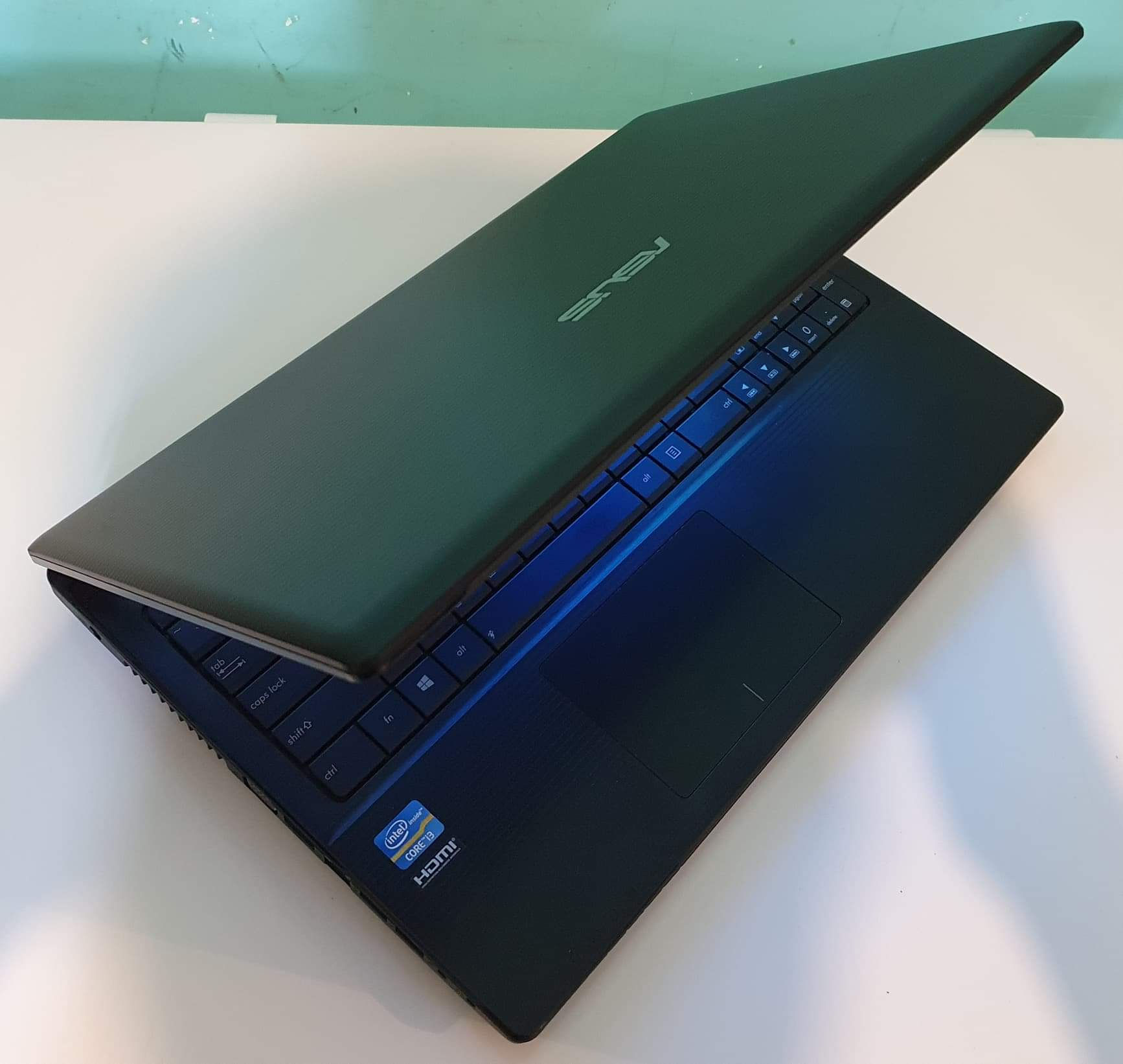 Asus i3