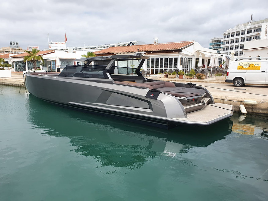 VQ52 CHARTER IBIZA.jpeg