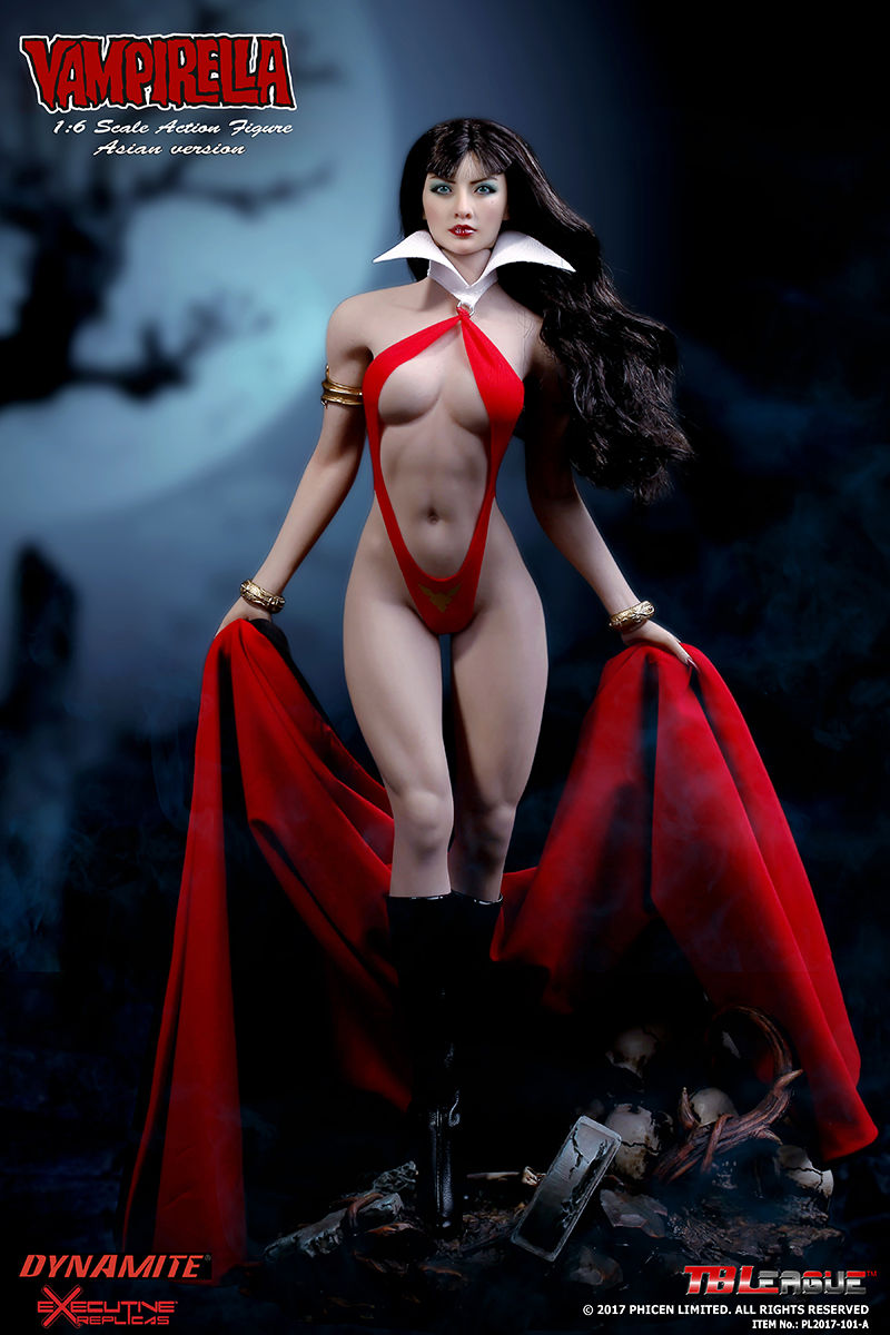 Vampirella Figure (Asian Version)