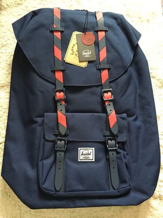 Thumbnail: Original Herschel Little America