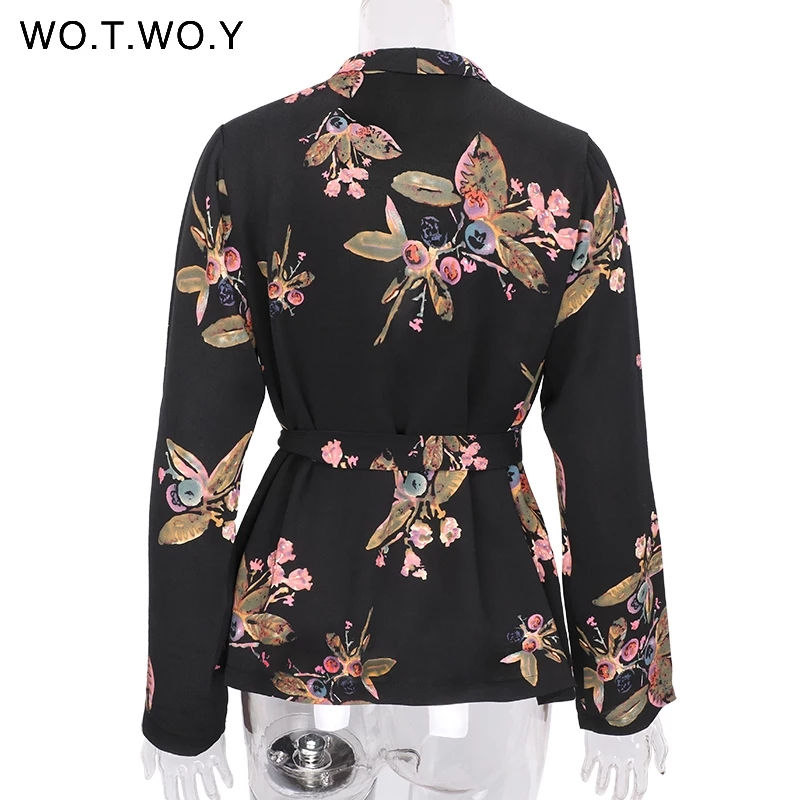 Thumbnail: V-Neck Printed Floral Blouse