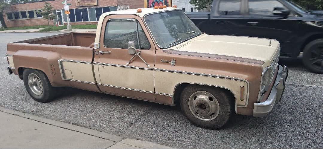 1979 Chevrolet C3500: Missouri to Peterborough