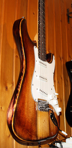 monsguitars