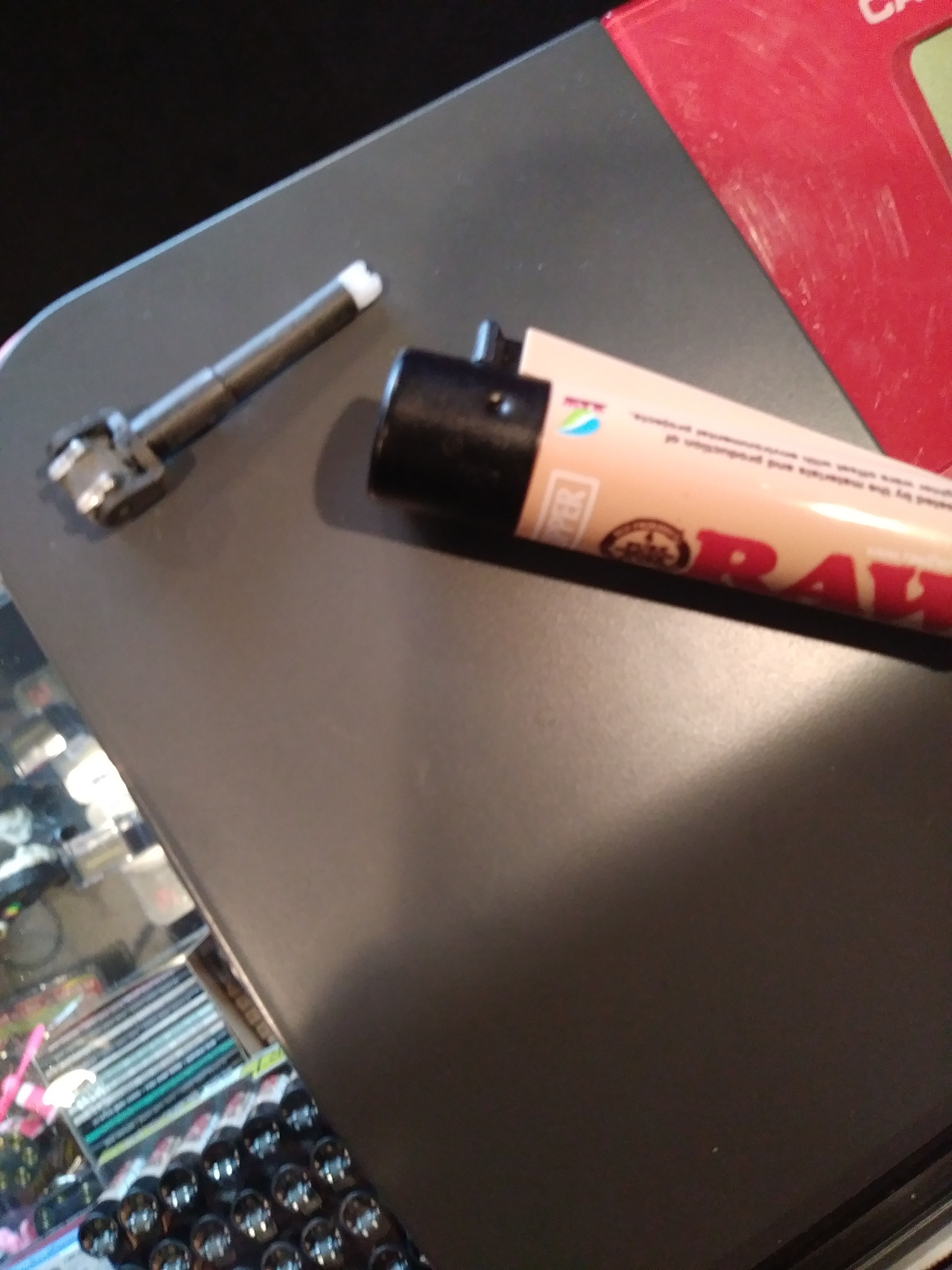 RAW Refllable Lighter