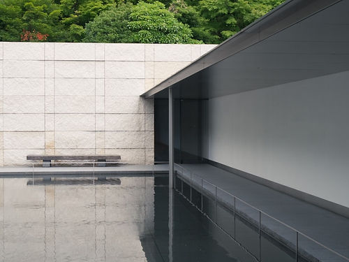 metalocus_yoshio-taniguchi_Suzuki-Museum_ Kanazawa_03.jpg