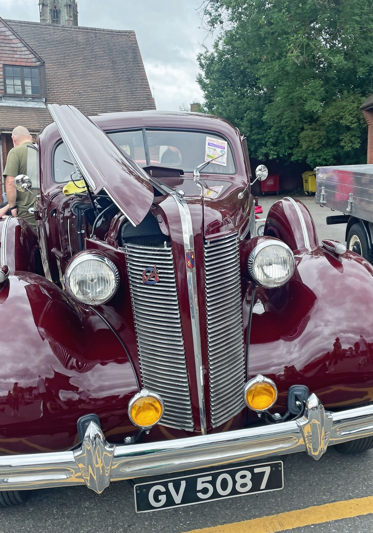 Car Show drives Cheadle Carnival Fundraising to Success