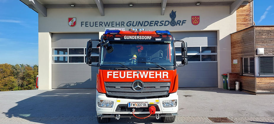 Feuerwehrauto HLF2-3000 Mercedes Atego 1630