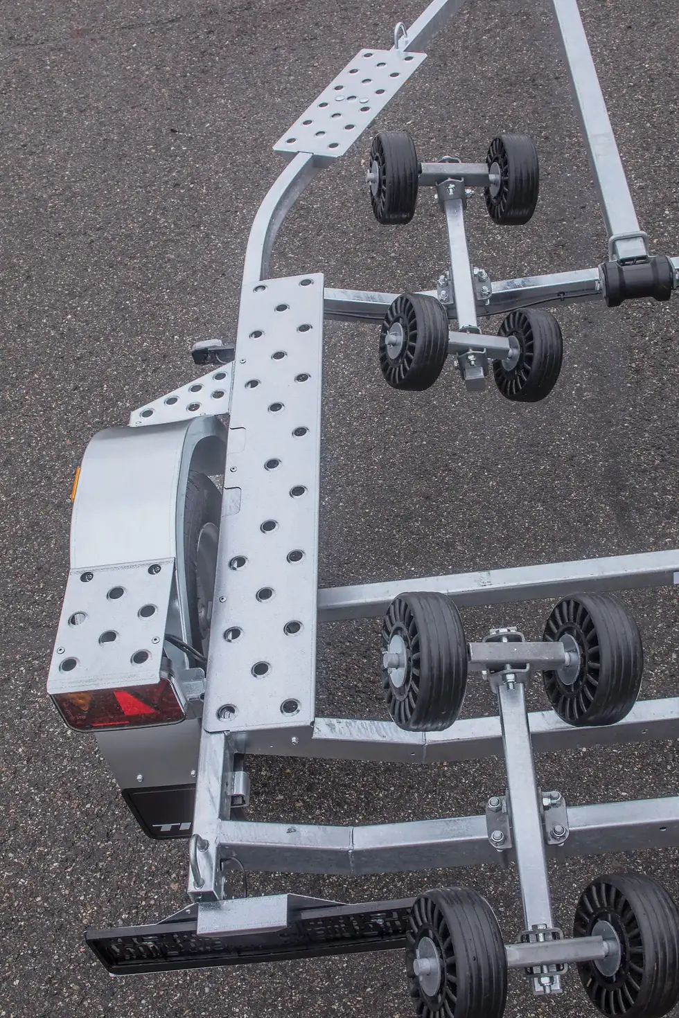 Thumbnail: TIKI BX750-LW PRO multiroller boat trailer