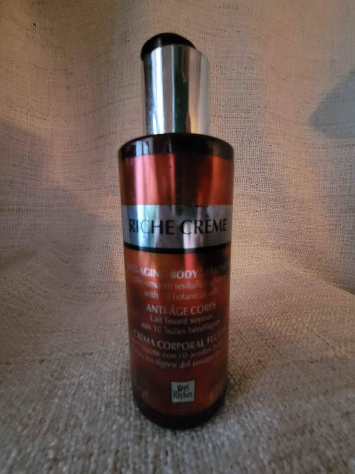 Thumbnail: Bottle of skin care product with text displayed, product details on the bottle.