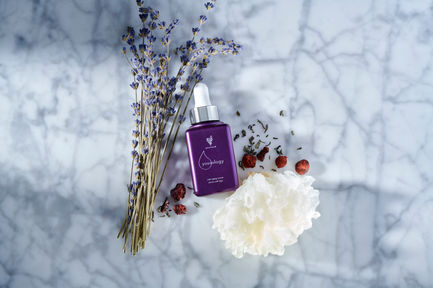 AntiAgingSerum_Ingredients_Flatlay_FINAL