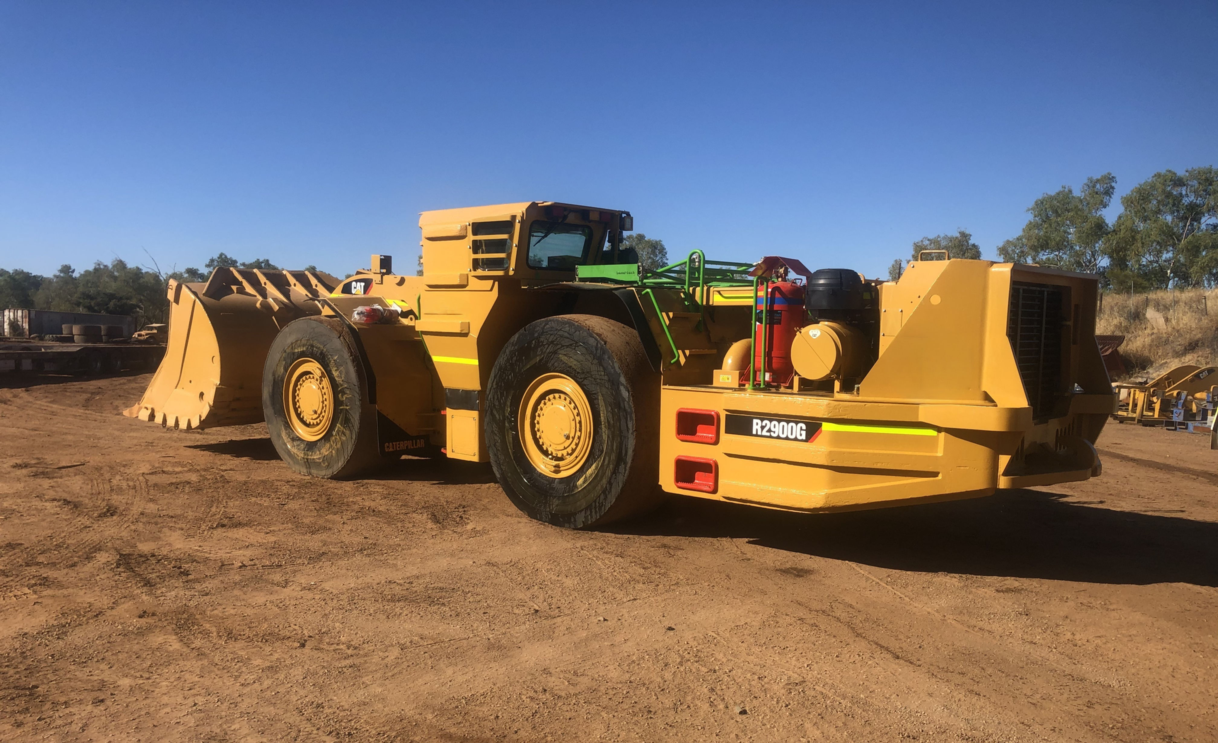 CAT R2900G Underground Loaders