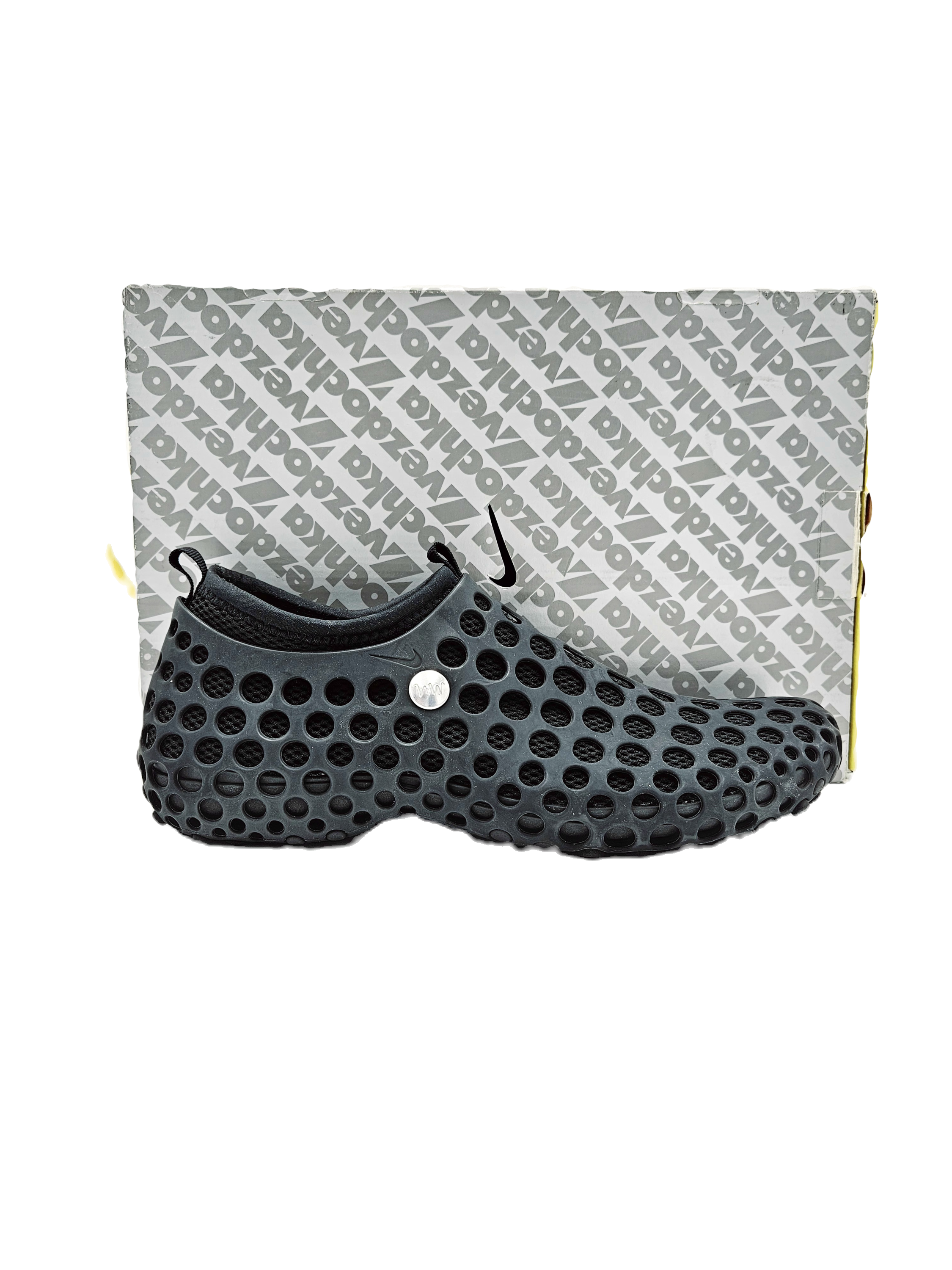 Pair Zvezdochka (by Marc Newson)