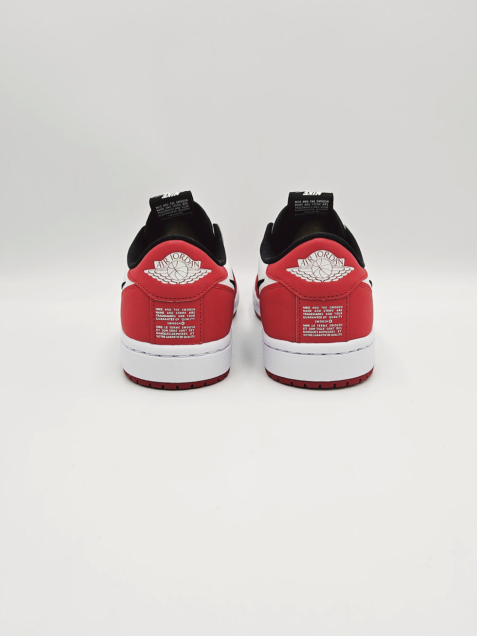 Thumbnail: Pair Nike Air Jordan 1 Wmns Low Slip NRG