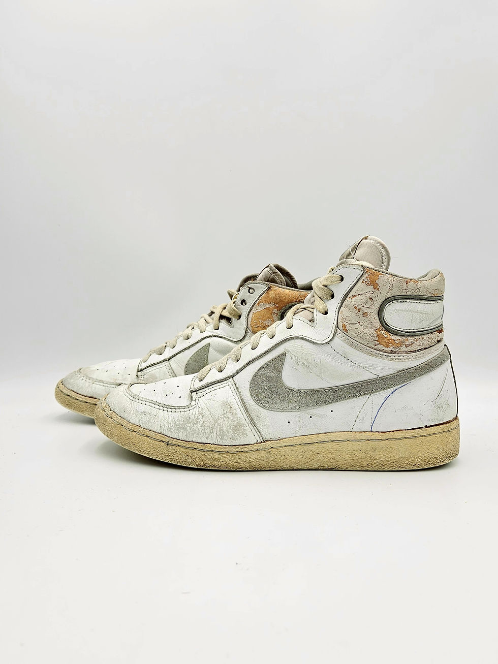 Thumbnail: Pair Nike Volcano 1984