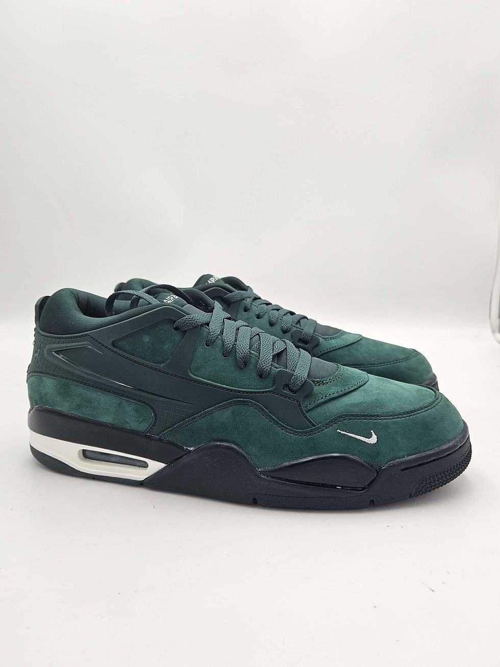 Thumbnail: Pair Nigel Sylvester x Air Jordan 4 RM Pro « Grandma’s Driveway »
