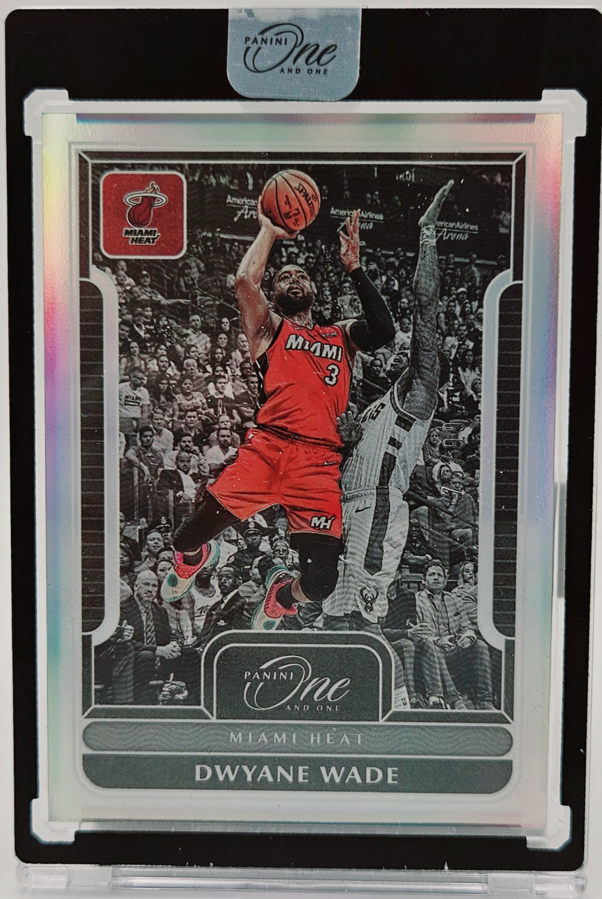 Card Panini One And One NBA 2022 - 2023 N° 154 Dwyane Wade /99