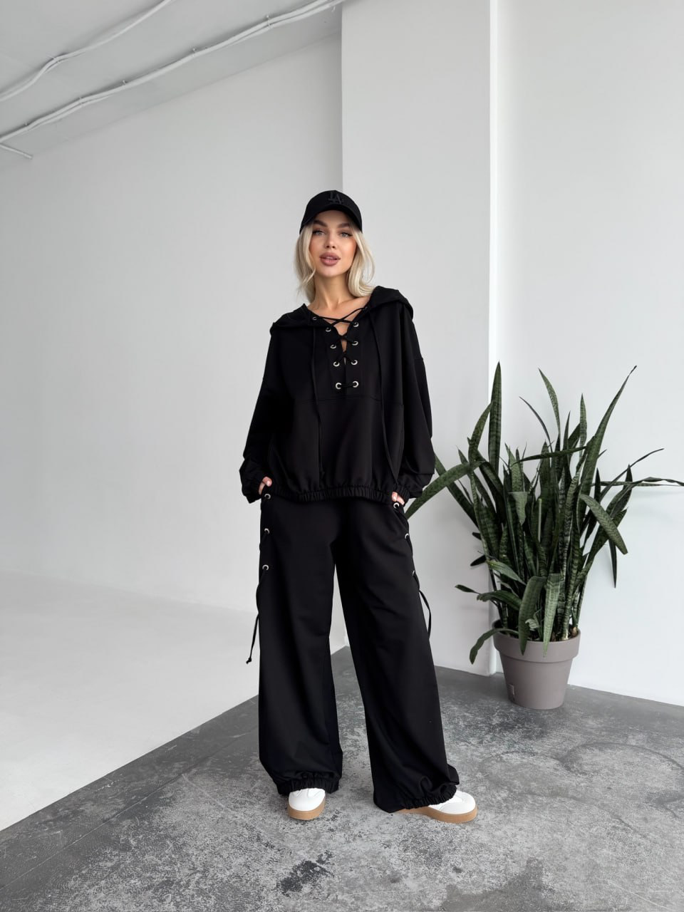 Miniatiūra: Kostiumėlis Luva