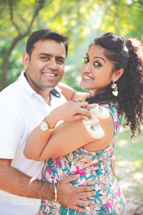 Best maternity photography in Delhi
