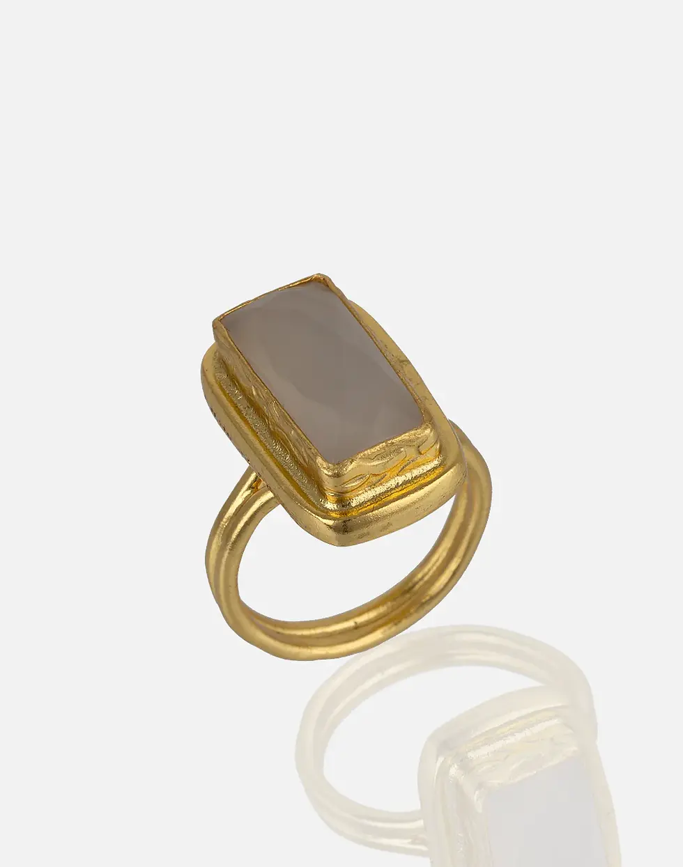 Thumbnail: Irie Single Gemstone Cocktail Ring