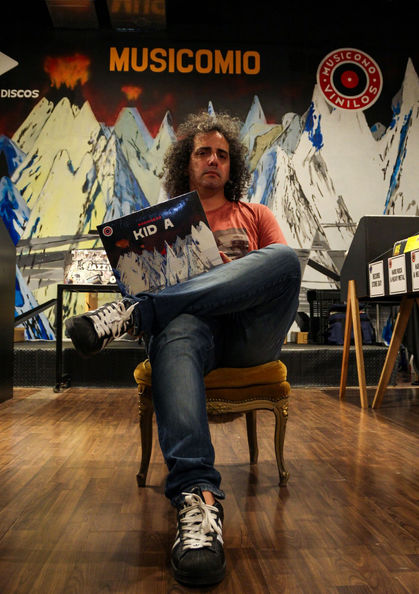 NOTA 3: El “Rey del Vinilo” Jonathan Fribank