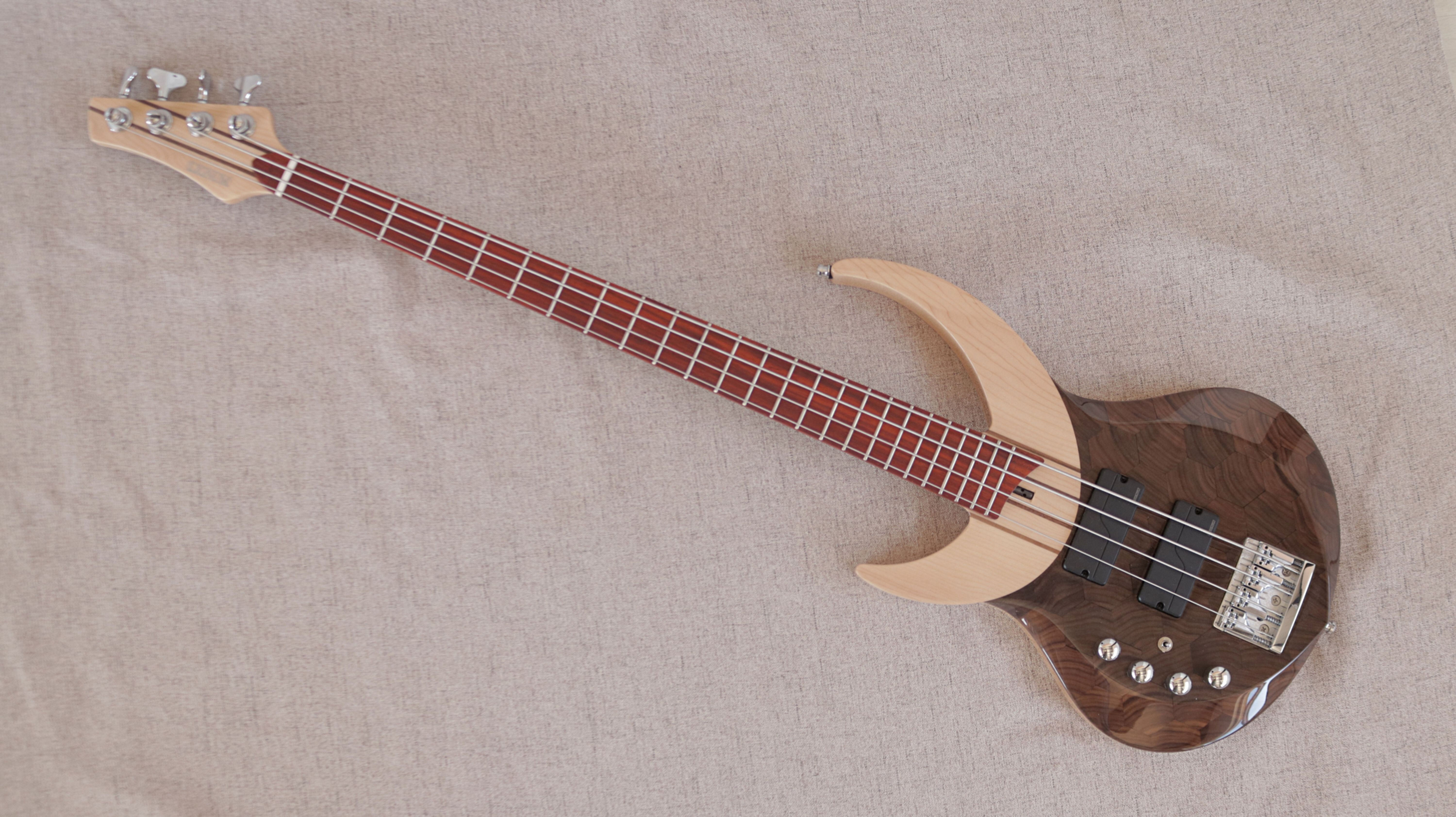 Summer Night Bass Guitar (Left Handed- Padauk Fretboard)