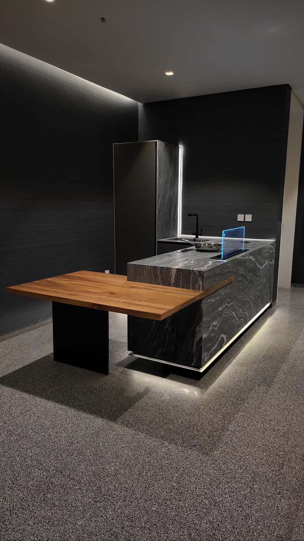 4B97FB5F-87DC-48D3-A138-E47F9E6FB0AA