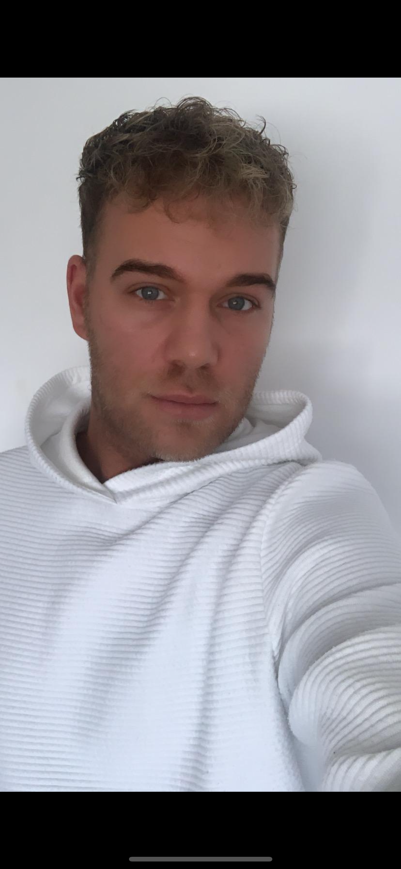 Hair work — cut and tone