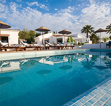 mr yoga met suus-yoga-vakantie-yoga-retr