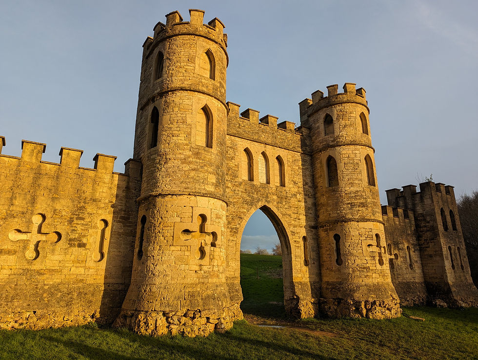 Bath Walk: Sham Castle Loop via Bathwick Fields