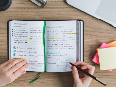 Mastering the Art of Paraphrasing and Summarizing in Essays