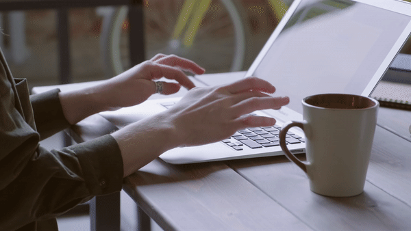 ezgif.com-video-to-gif (5).gif