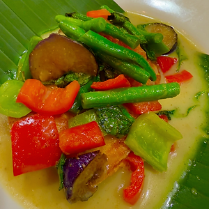SALMON CURRY (Chef's Special)