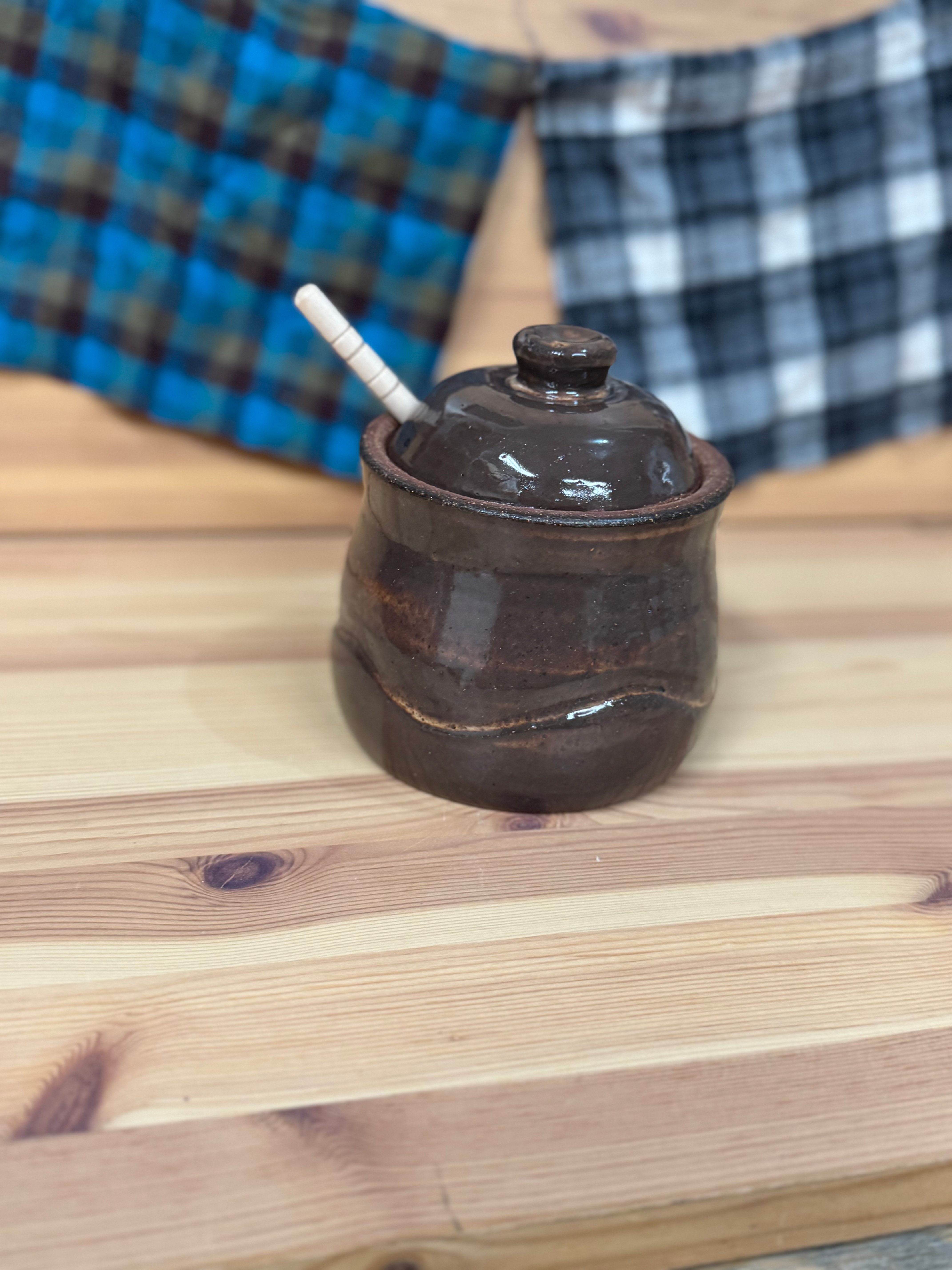 Albany brown honey pot
