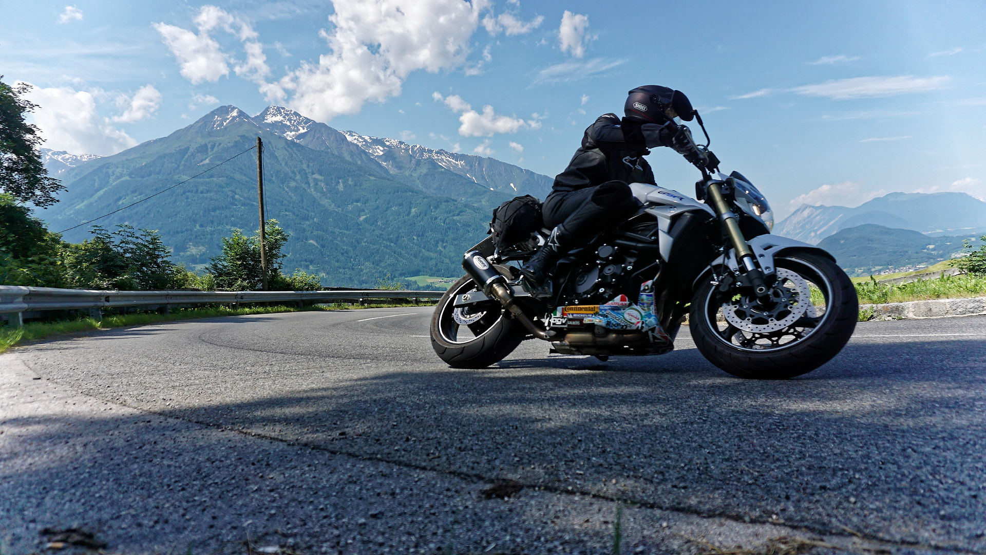 Kurven Gaudi Alpen