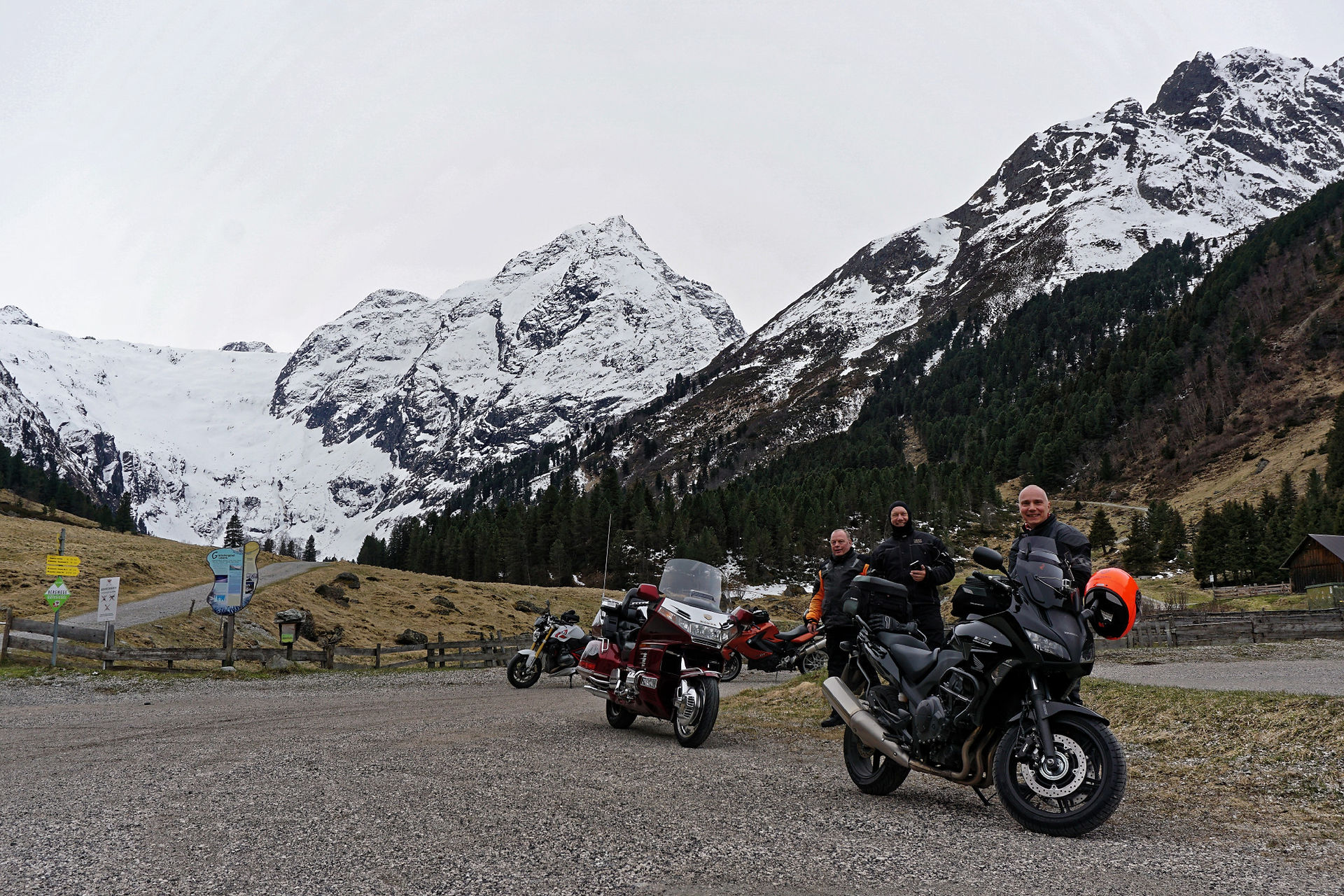 Motorradtour in den Alpen
